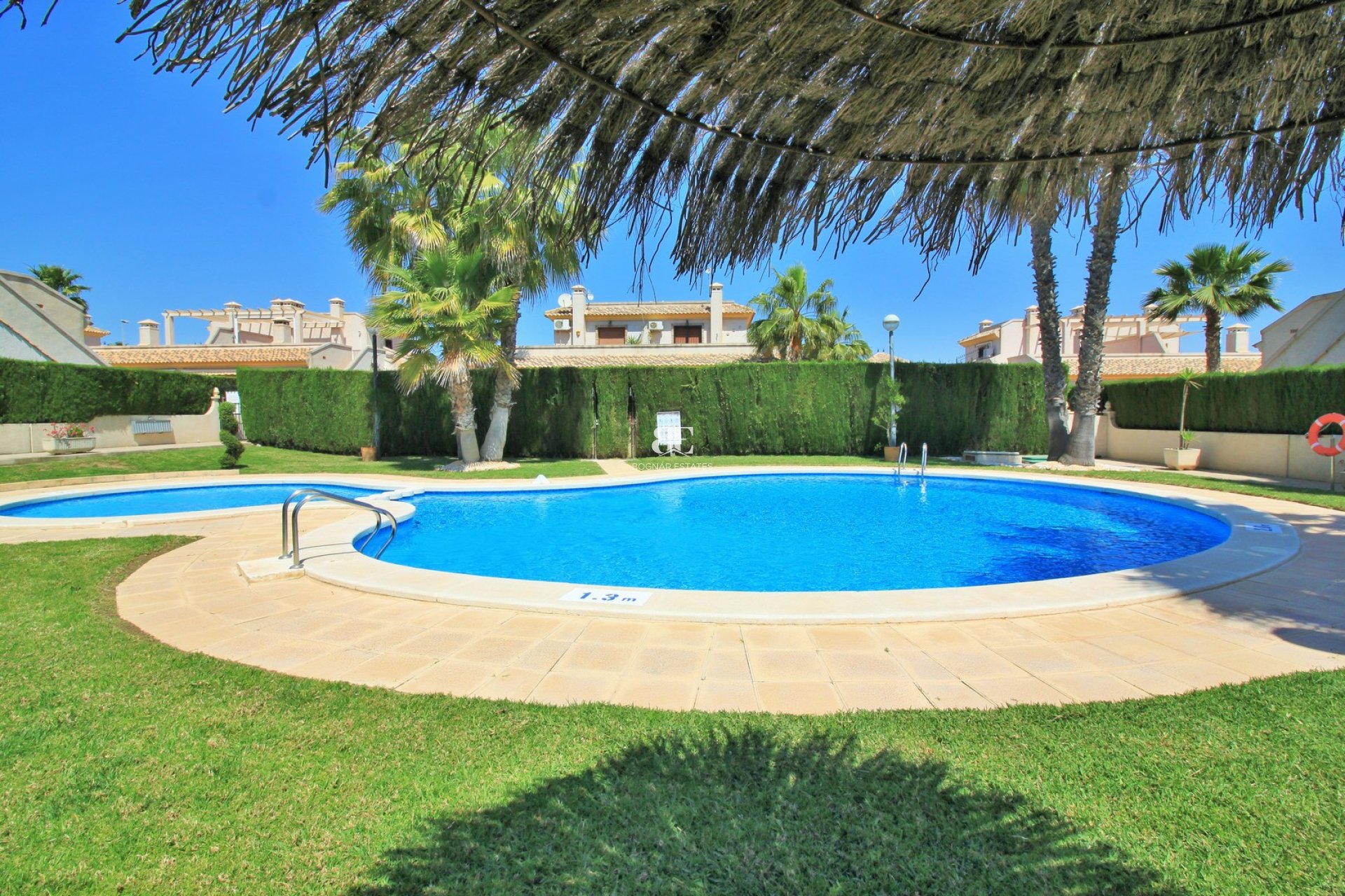 Resale - Townhouse -
Villamartín - PAU 8