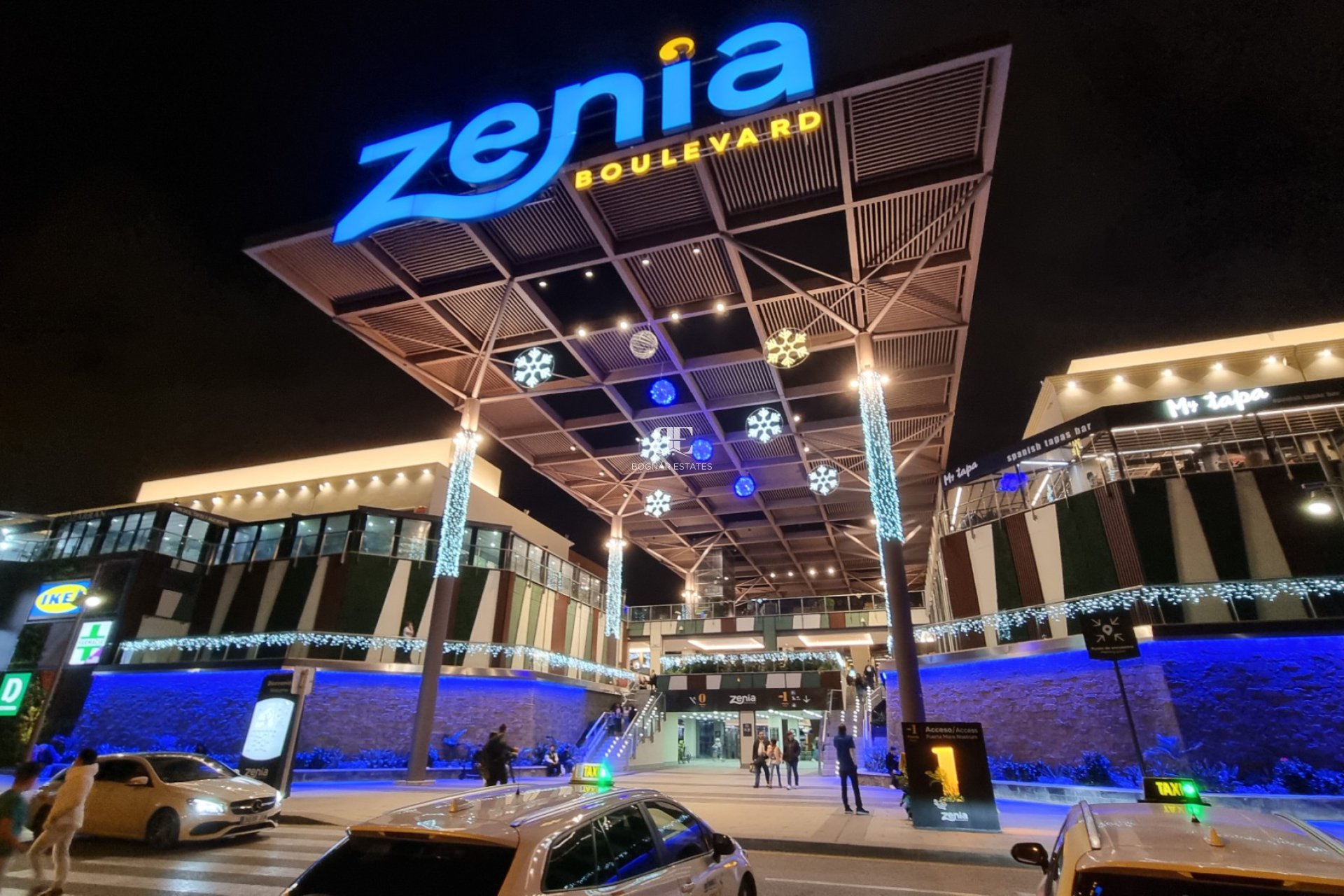 Resale - Townhouse -
Villamartín - PAU 8