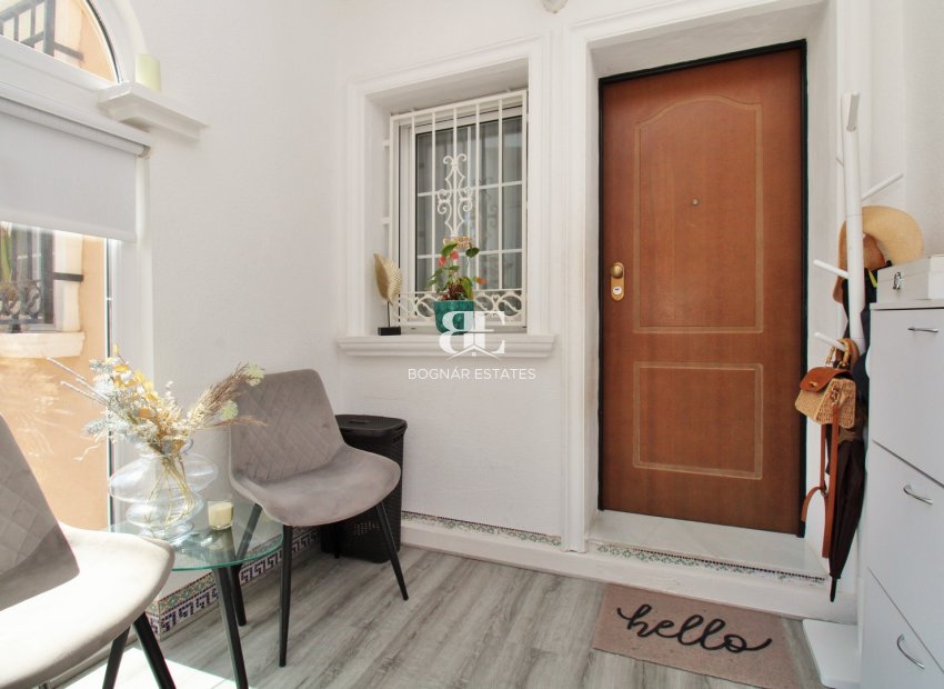 Resale - Townhouse -
Villamartín