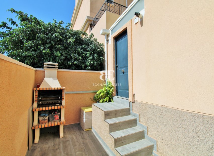 Resale - Townhouse -
Villamartín