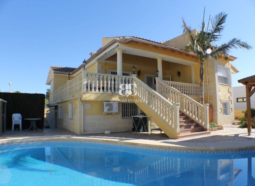 Resale - Villa -
Alfas del Pí - Arabi