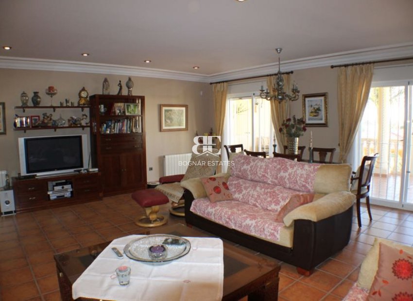 Resale - Villa -
Alfas del Pí - Arabi