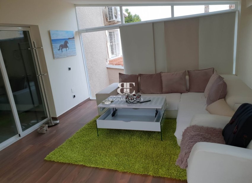 Resale - Villa -
Alfas del Pí - Urbanizaciones