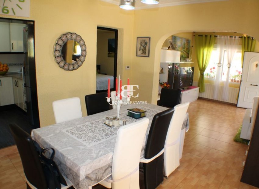 Resale - Villa -
Alfas del Pí - Urbanizaciones