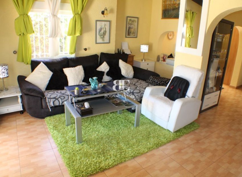 Resale - Villa -
Alfas del Pí - Urbanizaciones