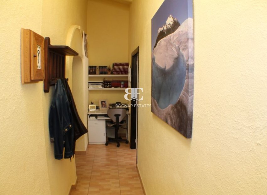 Resale - Villa -
Alfas del Pí - Urbanizaciones