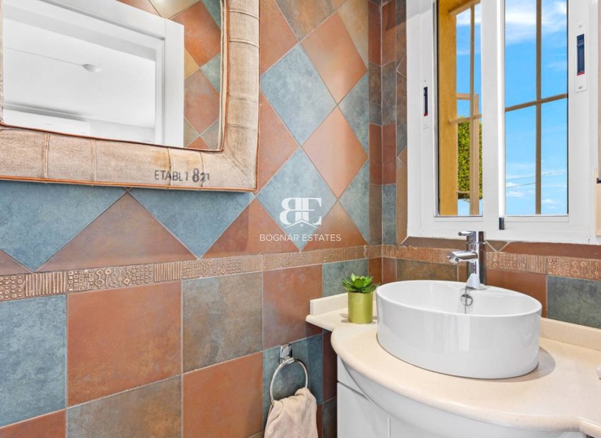 Resale - Villa -
Algorfa - Castillo De Montemar