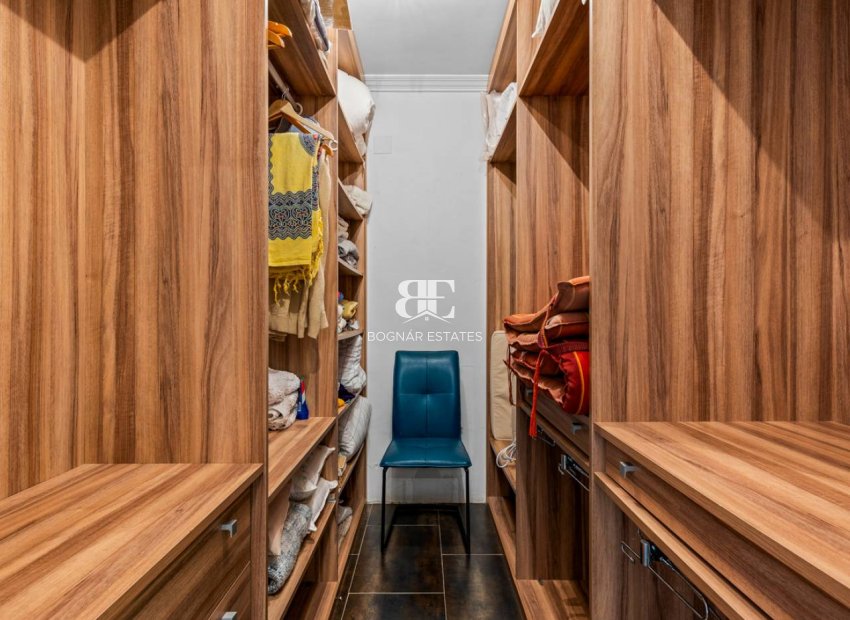 Resale - Villa -
Algorfa - Castillo De Montemar