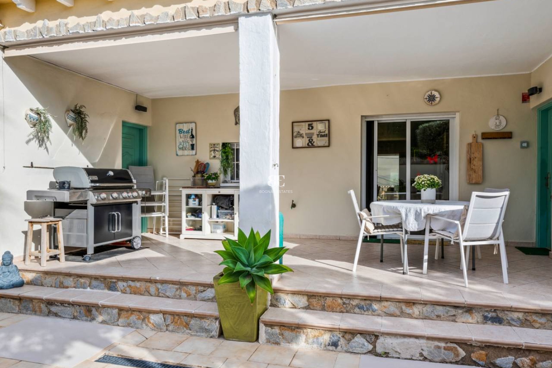 Resale - Villa -
Algorfa - Castillo De Montemar