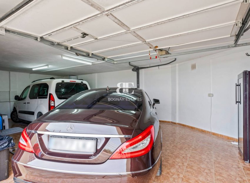 Resale - Villa -
Algorfa - Castillo De Montemar