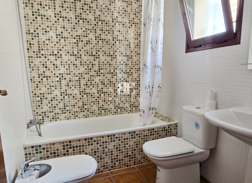 Resale - Villa -
Algorfa - La finca Golf