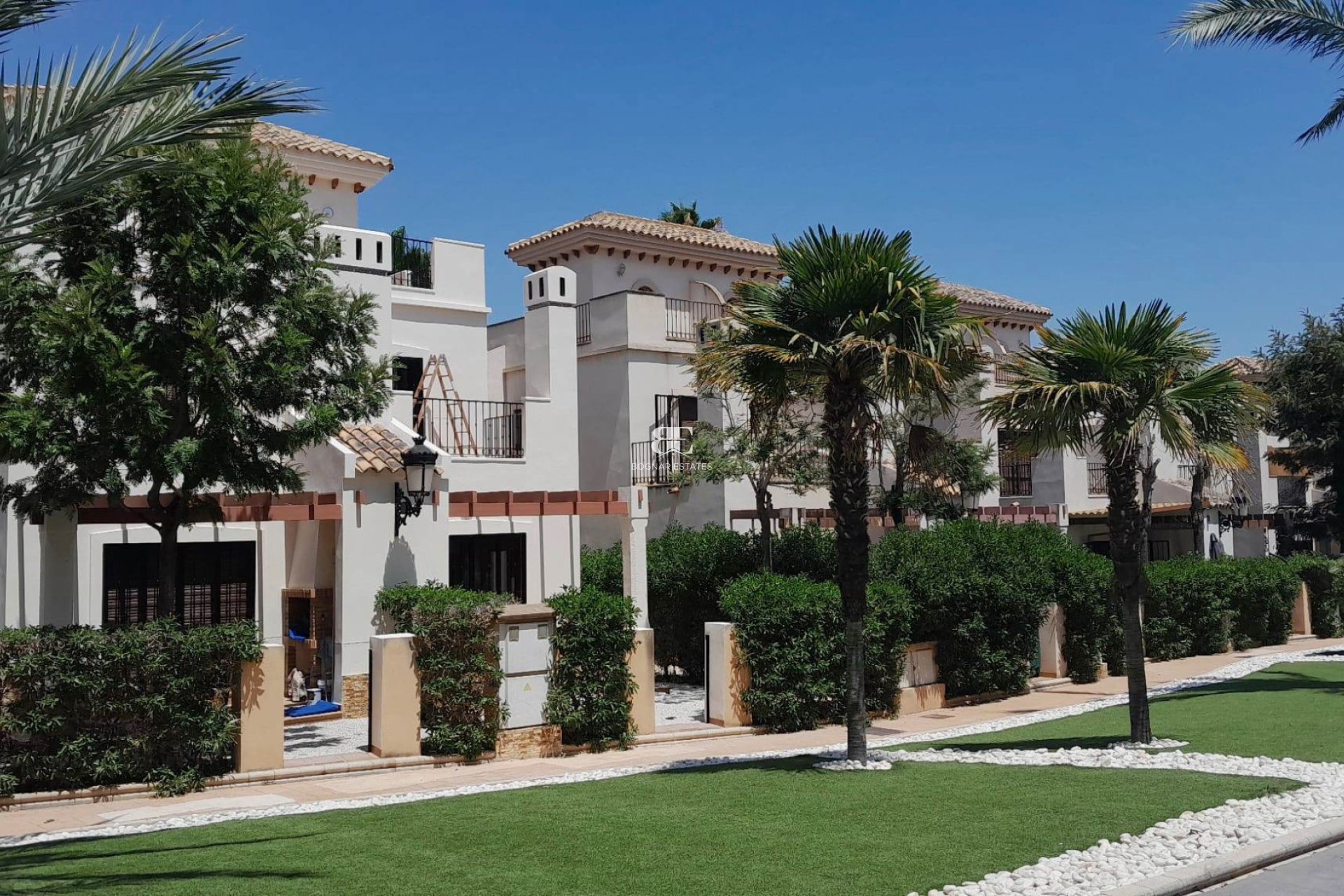 Resale - Villa -
Algorfa - La finca Golf