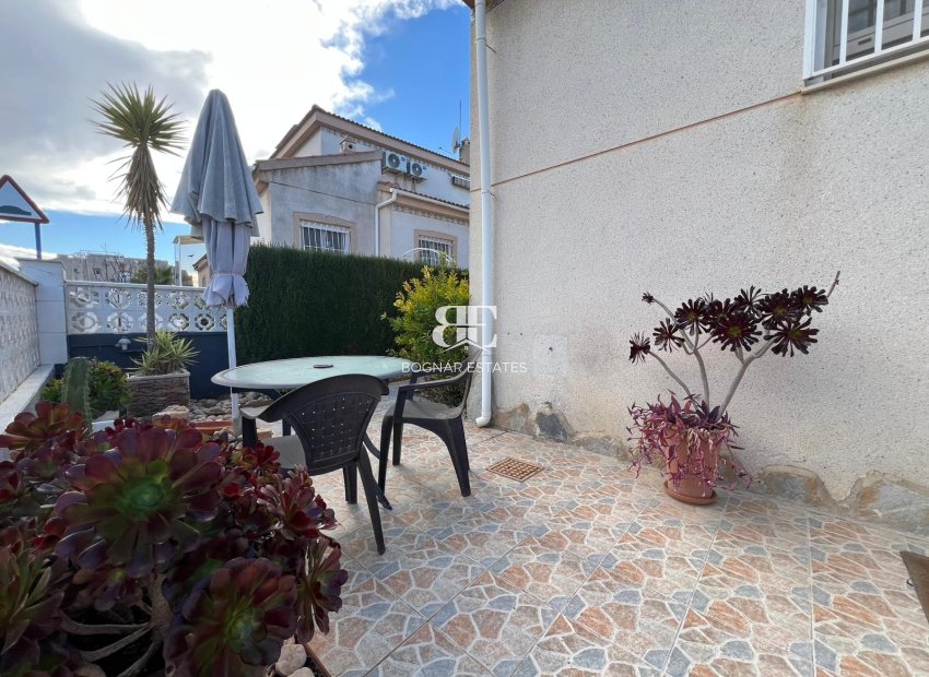 Resale - Villa -
Algorfa - La finca Golf