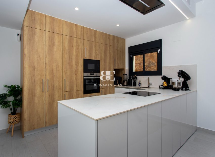 Resale - Villa -
Algorfa - La finca Golf