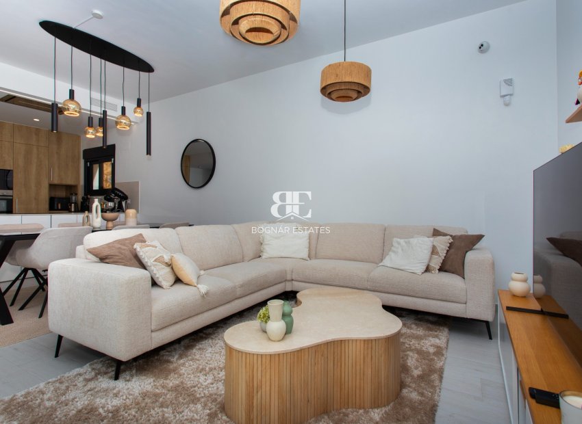 Resale - Villa -
Algorfa - La finca Golf