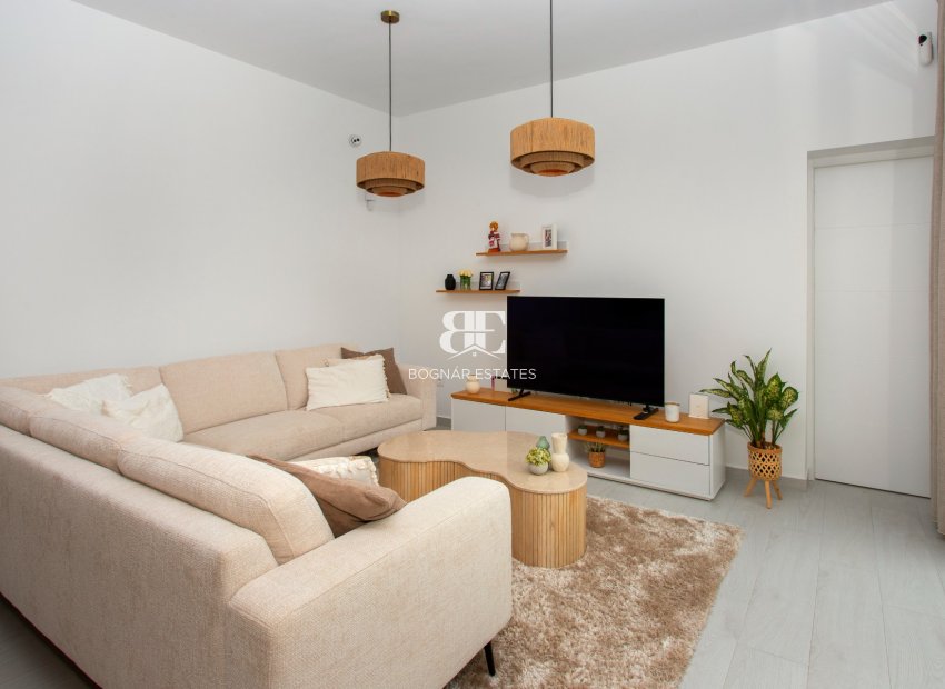 Resale - Villa -
Algorfa - La finca Golf