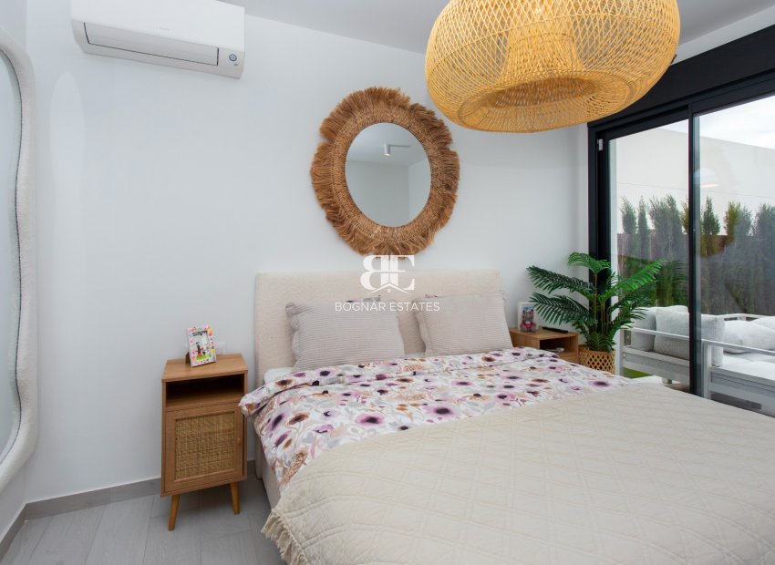 Resale - Villa -
Algorfa - La finca Golf