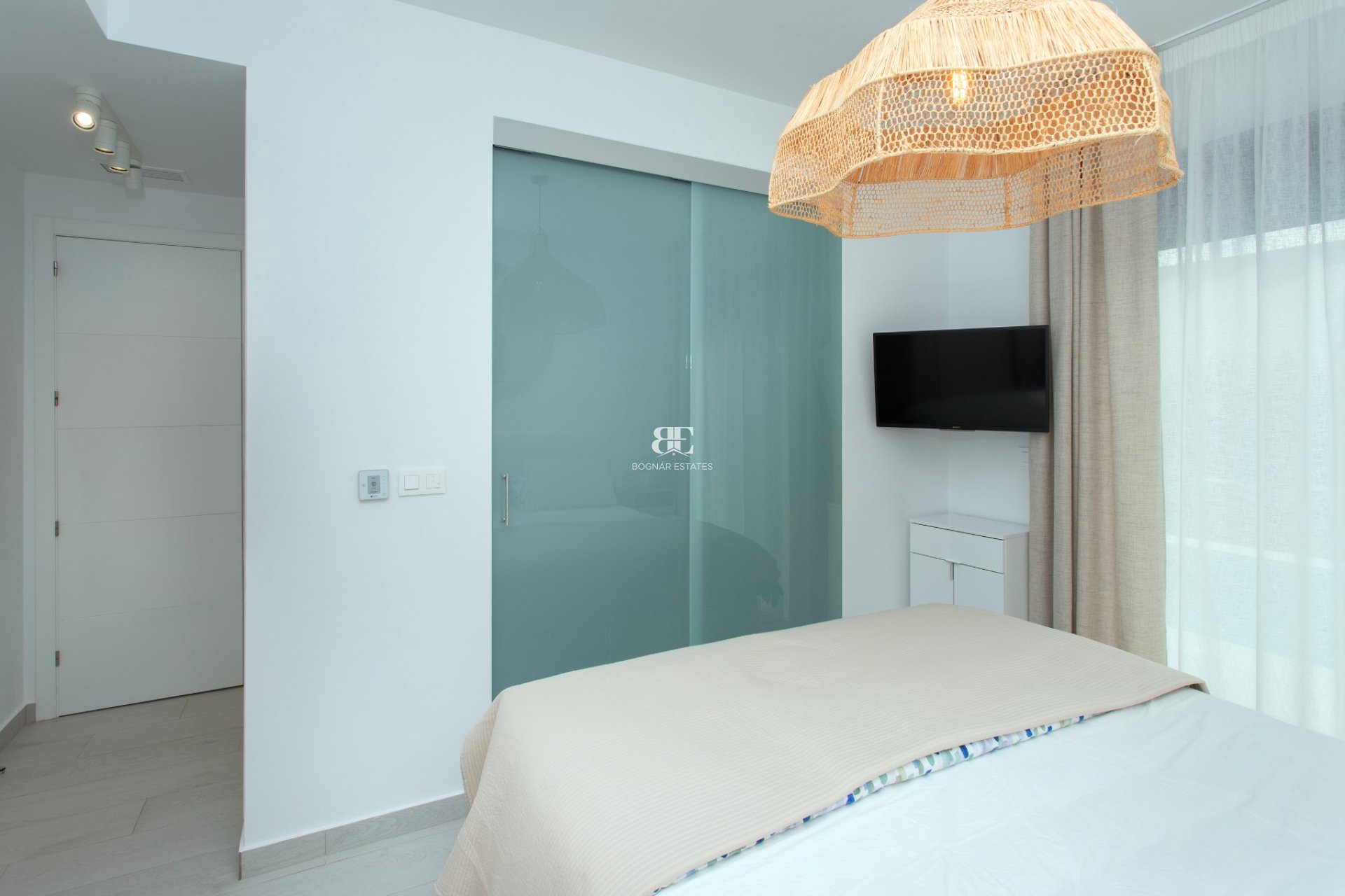 Resale - Villa -
Algorfa - La finca Golf