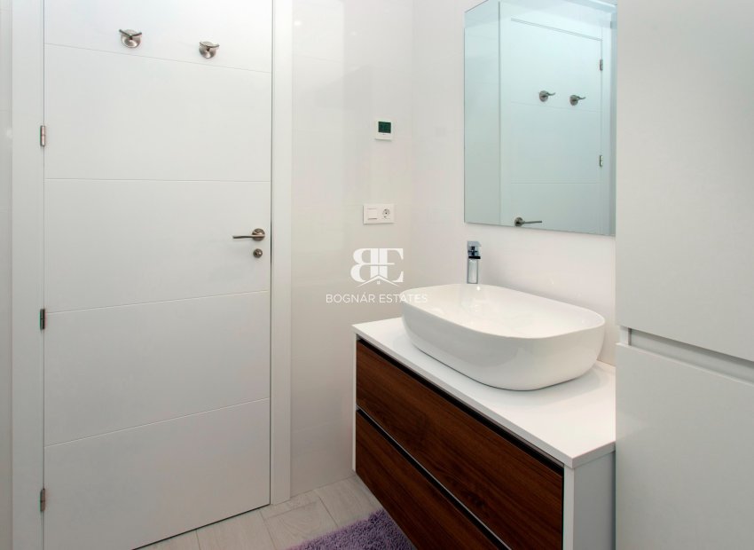 Resale - Villa -
Algorfa - La finca Golf