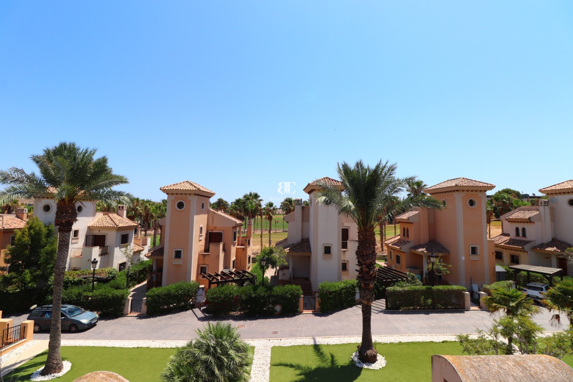 Resale - Villa -
Algorfa - La finca Golf
