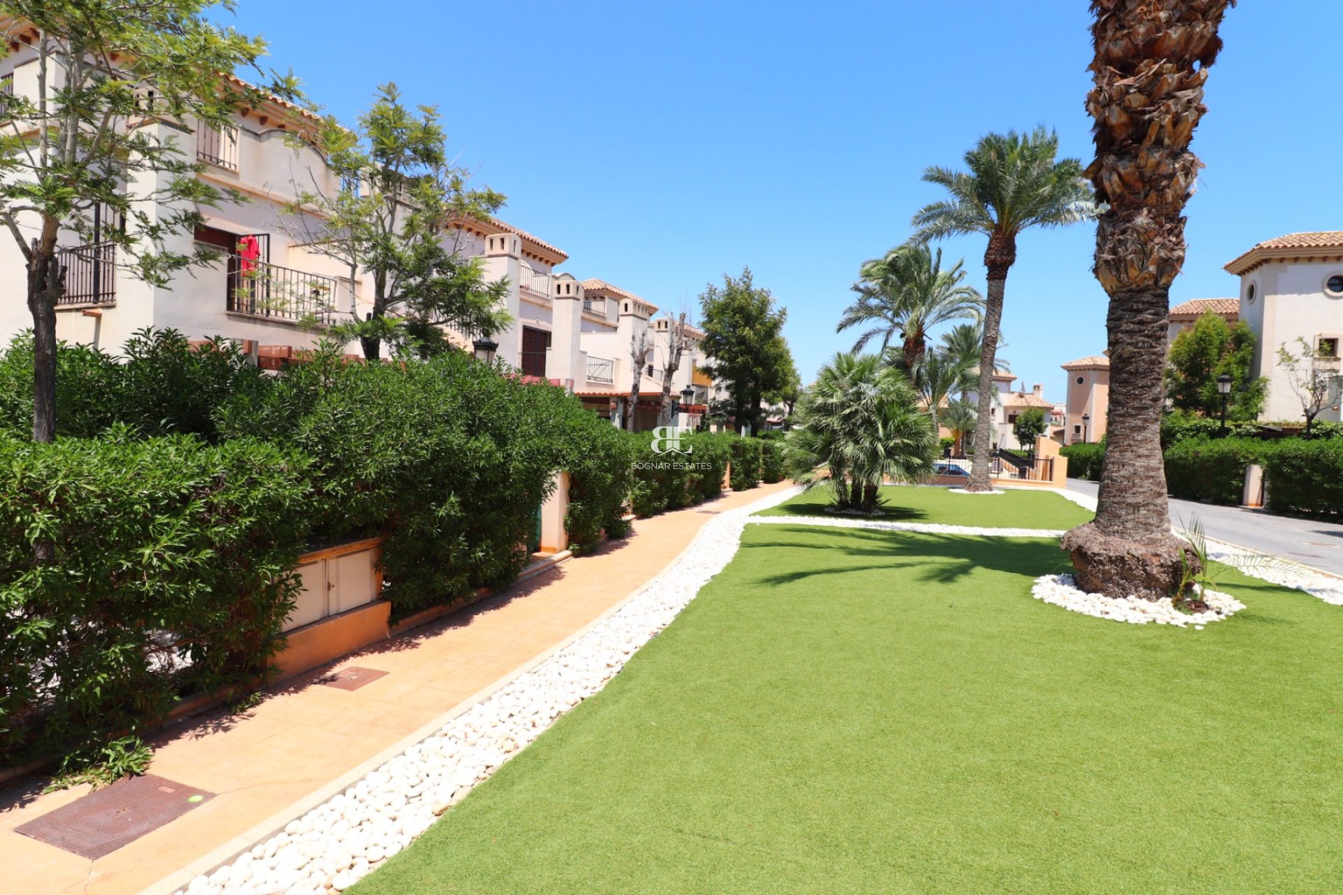 Resale - Villa -
Algorfa - La finca Golf