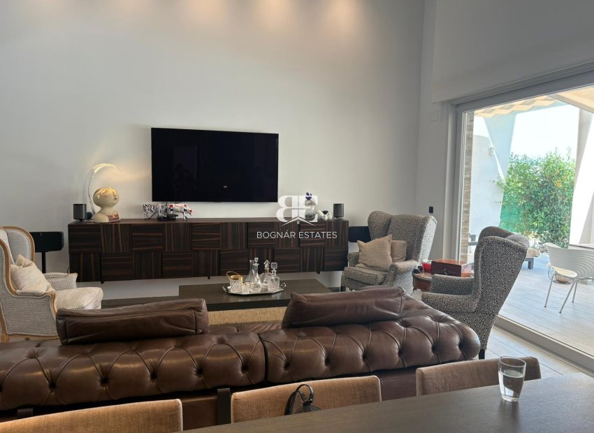 Resale - Villa -
Algorfa - La finca Golf