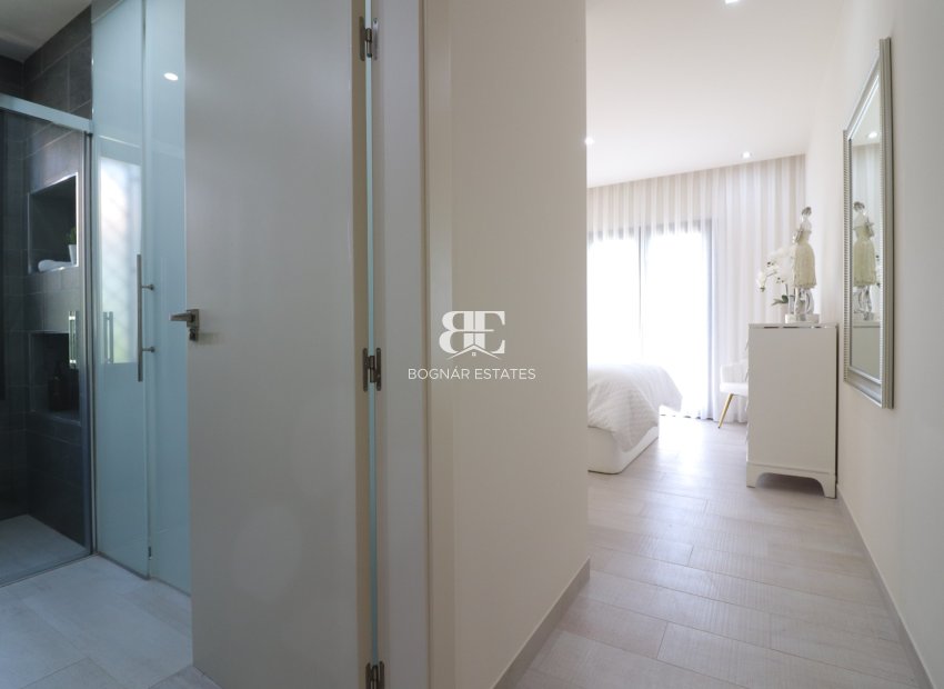 Resale - Villa -
Algorfa - La finca Golf