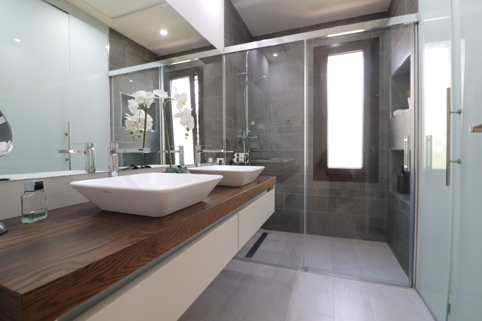 Resale - Villa -
Algorfa - La finca Golf
