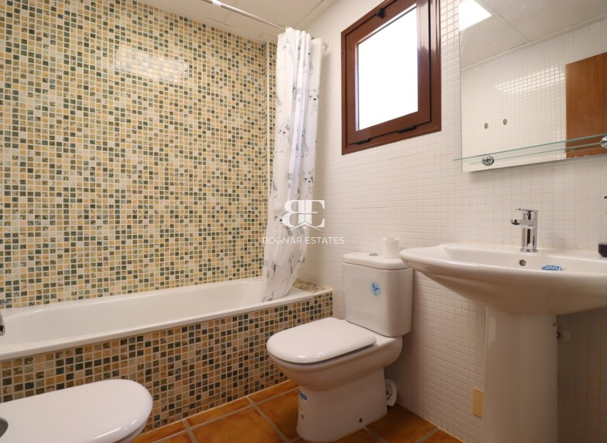 Resale - Villa -
Algorfa - La finca Golf