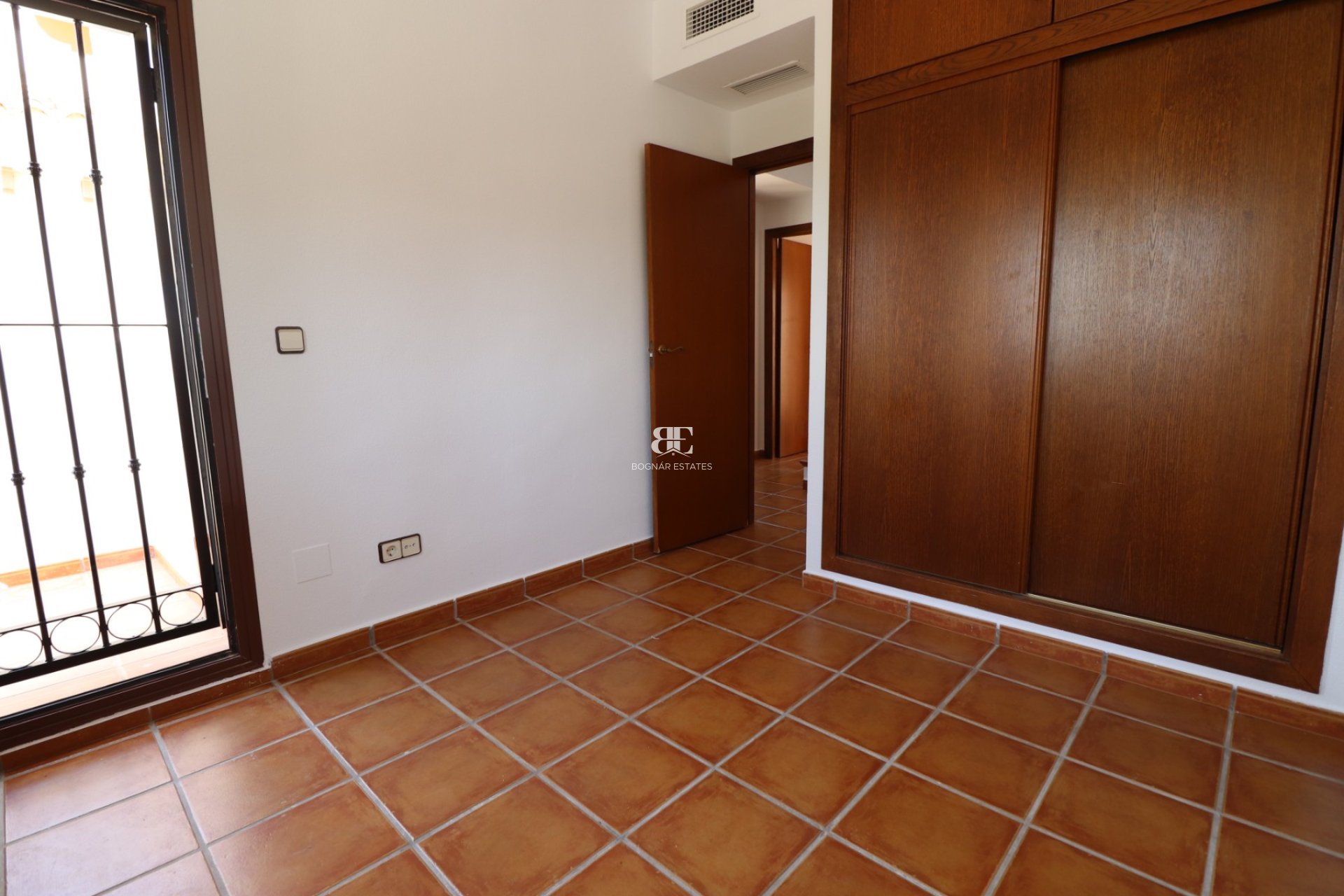 Resale - Villa -
Algorfa - La finca Golf