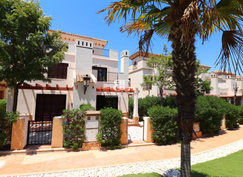 Resale - Villa -
Algorfa - La finca Golf