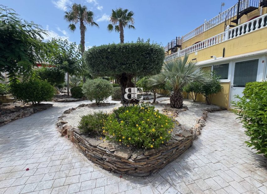 Resale - Villa -
Algorfa - Lo Crispin