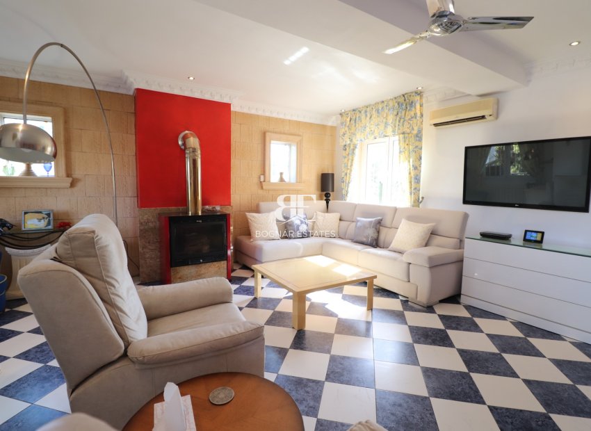 Resale - Villa -
Algorfa - Lomas De La Juliana