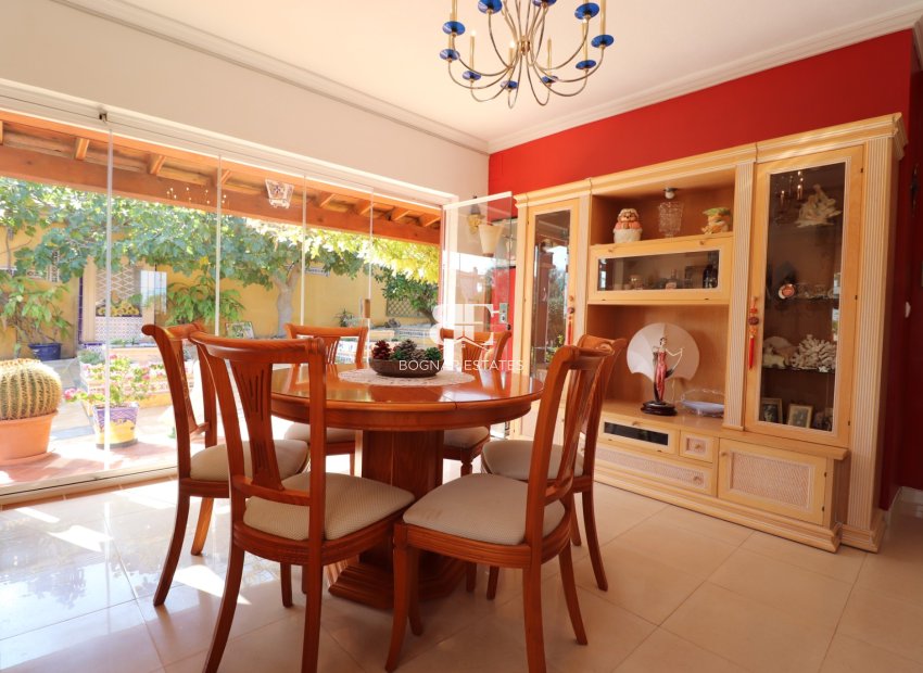 Resale - Villa -
Algorfa - Lomas De La Juliana