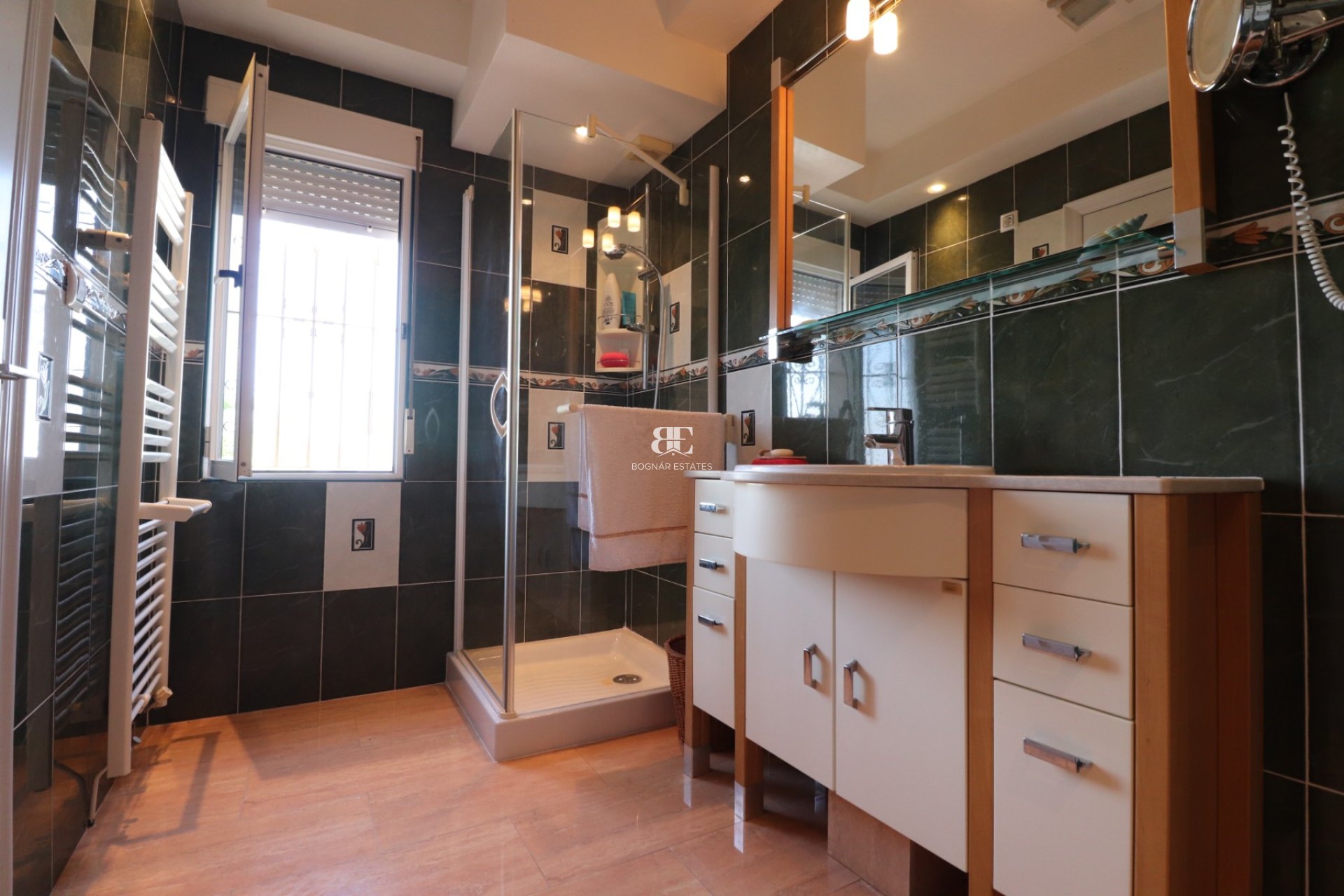 Resale - Villa -
Algorfa - Lomas De La Juliana