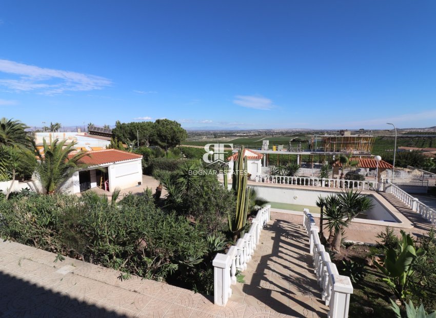 Resale - Villa -
Algorfa - Lomas De La Juliana