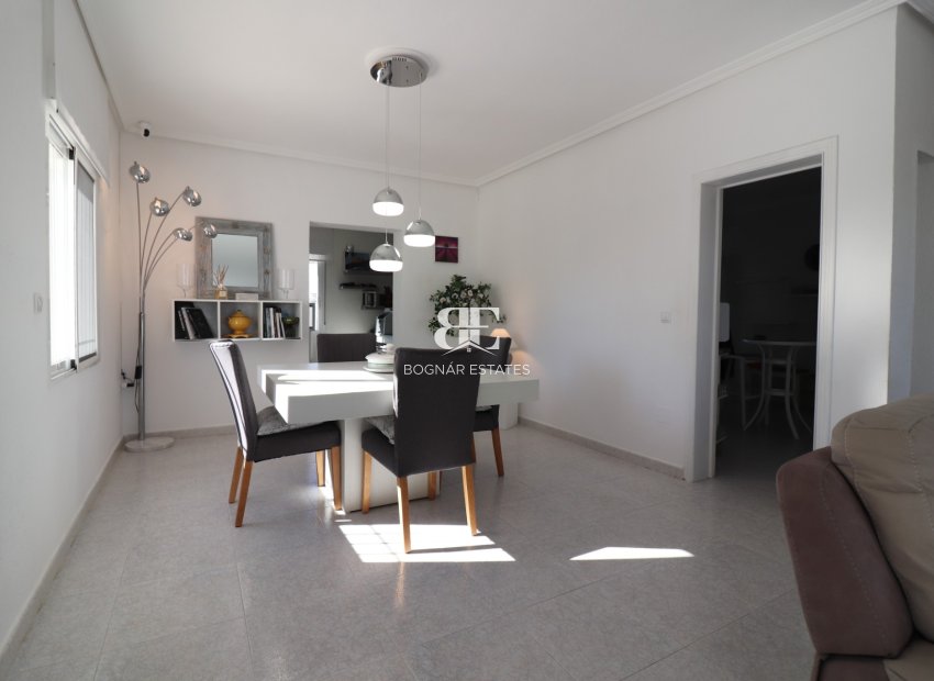 Resale - Villa -
Algorfa - Lomas De La Juliana