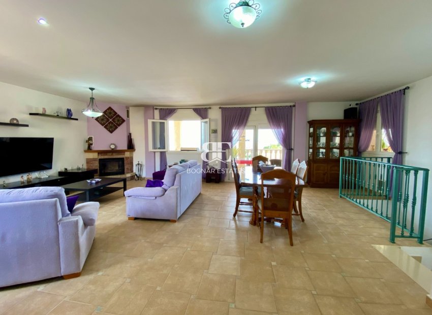 Resale - Villa -
Algorfa - Lomas De La Juliana