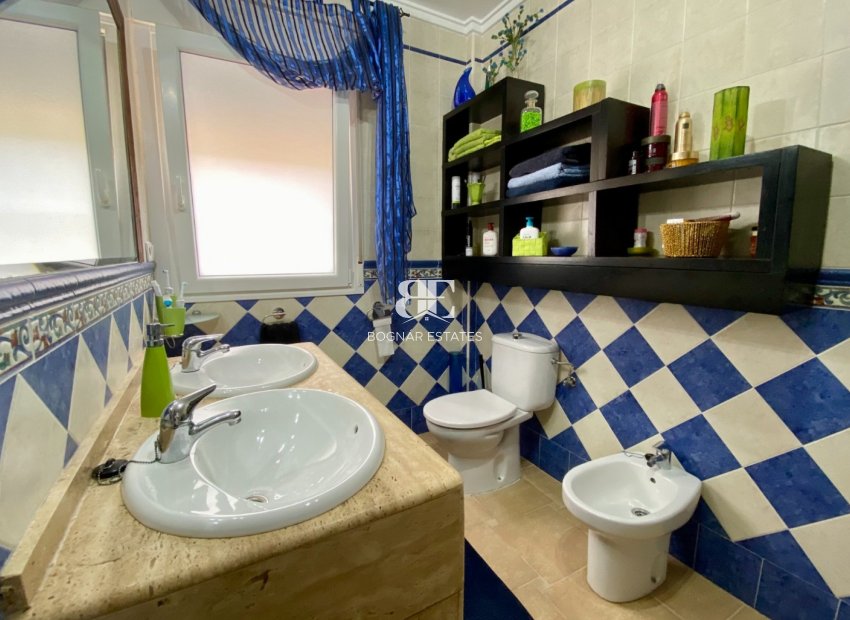 Resale - Villa -
Algorfa - Lomas De La Juliana