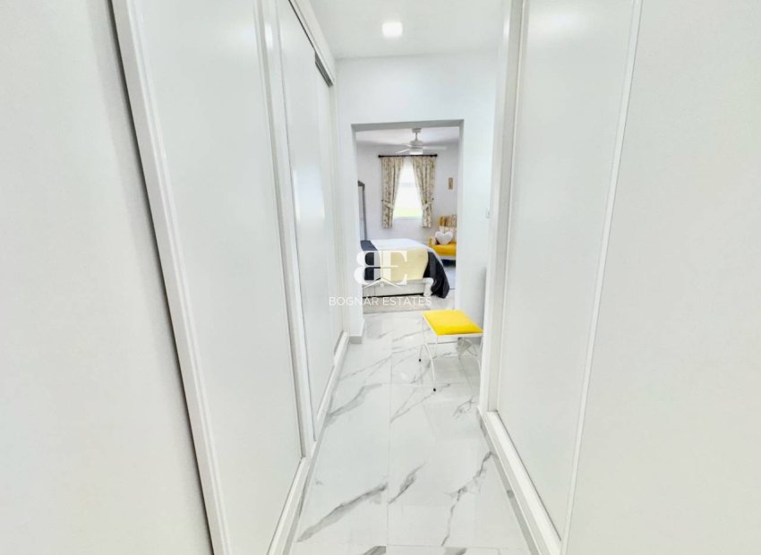 Resale - Villa -
Algorfa - Lomas De La Juliana