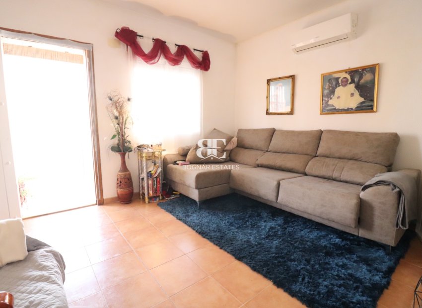 Resale - Villa -
Algorfa - Montebello