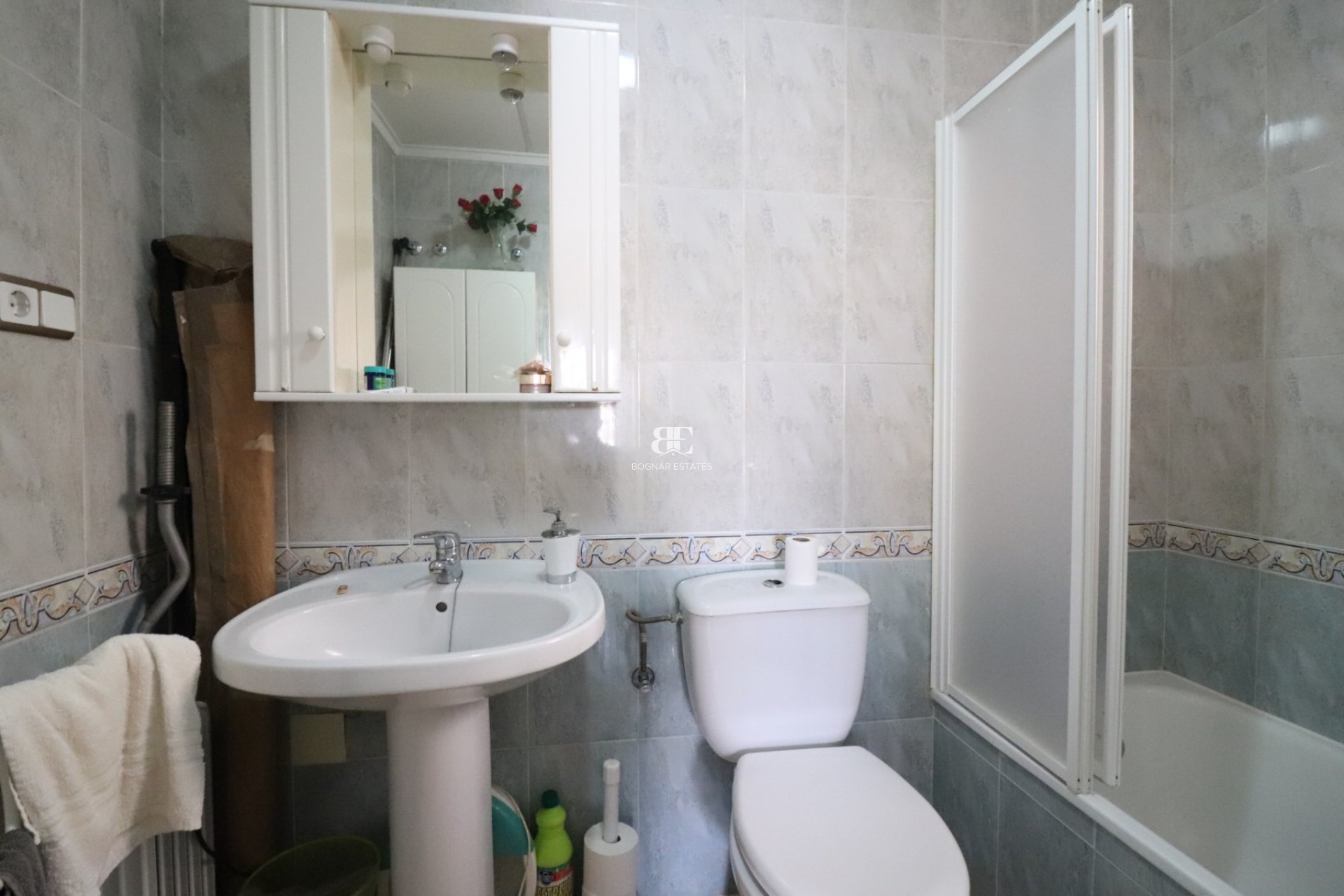 Resale - Villa -
Algorfa - Montebello