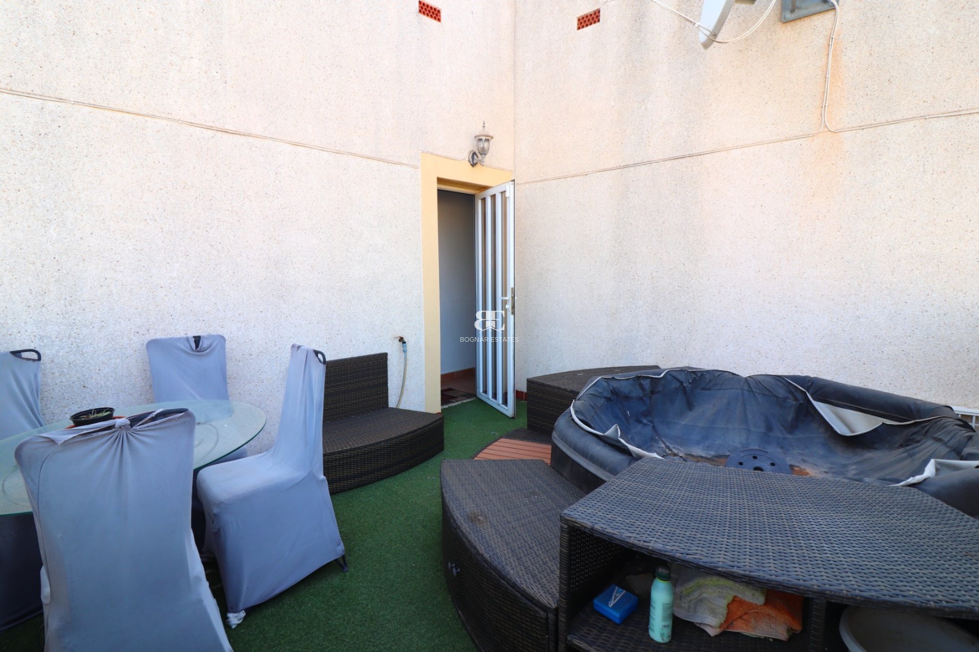 Resale - Villa -
Algorfa - Montebello