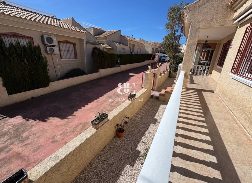 Resale - Villa -
Algorfa - Montemar