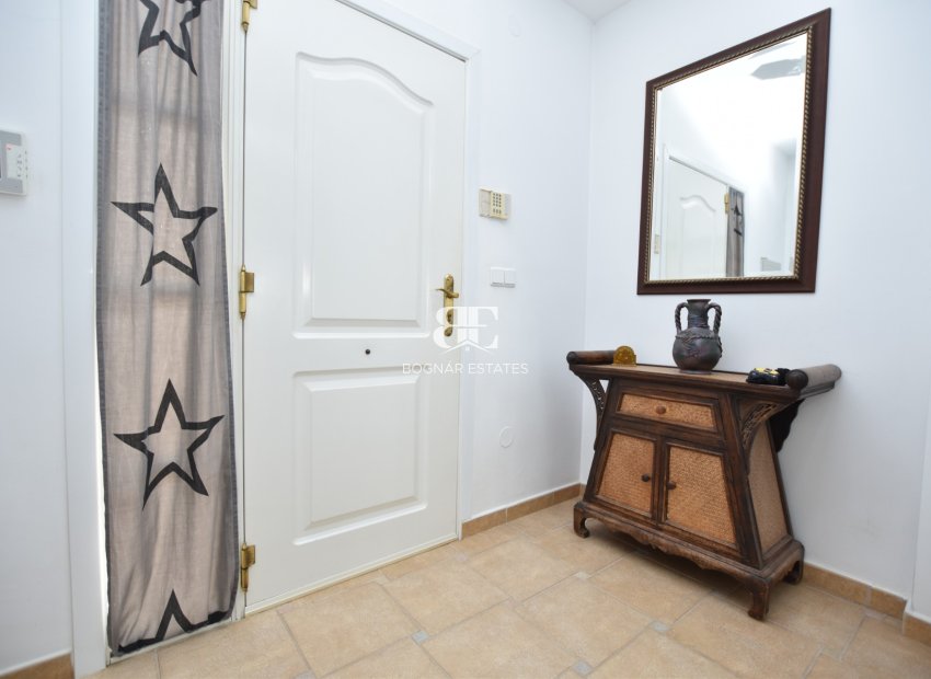 Resale - Villa -
Algorfa - Montemar
