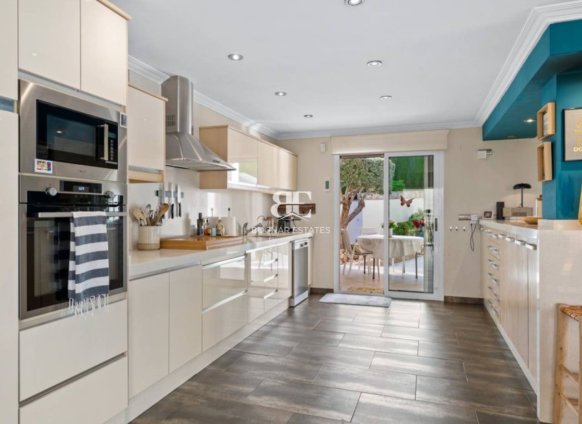 Resale - Villa -
Algorfa - Montemar