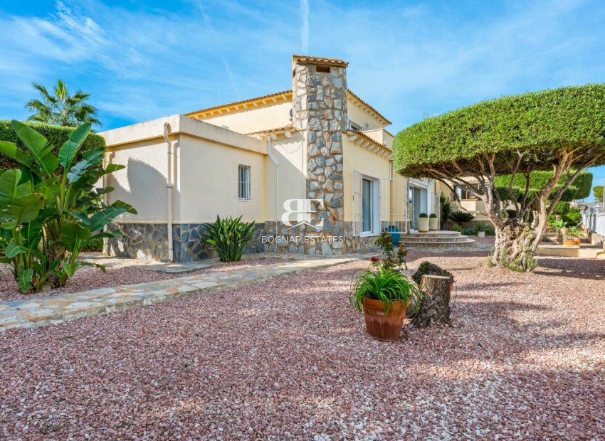 Resale - Villa -
Algorfa - Montemar