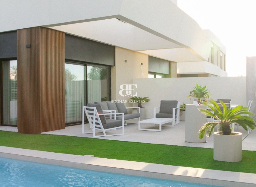 Resale - Villa -
Alicante - Center
