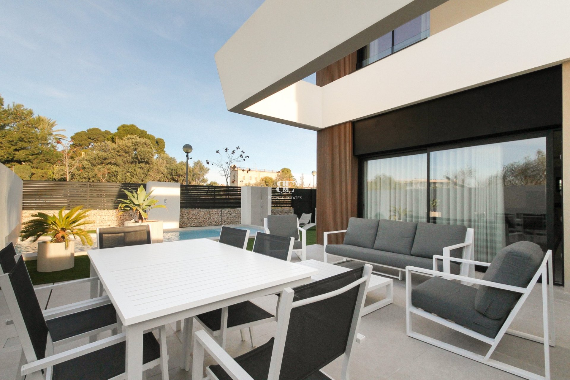 Resale - Villa -
Alicante - Center