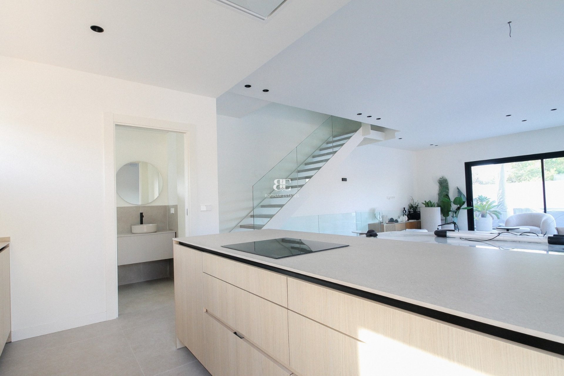 Resale - Villa -
Alicante - Center